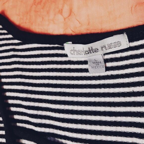 🖤 4/$20 🖤 - Picture 2 of 6